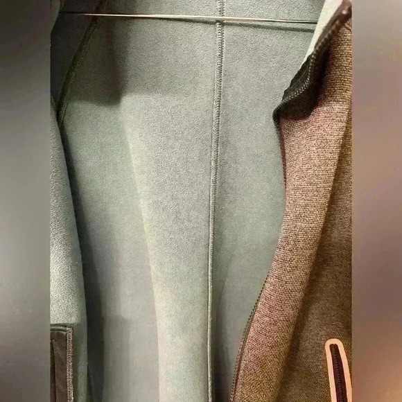 Like New Columbia Omni Wick Jacket - Women’s Size Large - Green - Picture 7 of 12